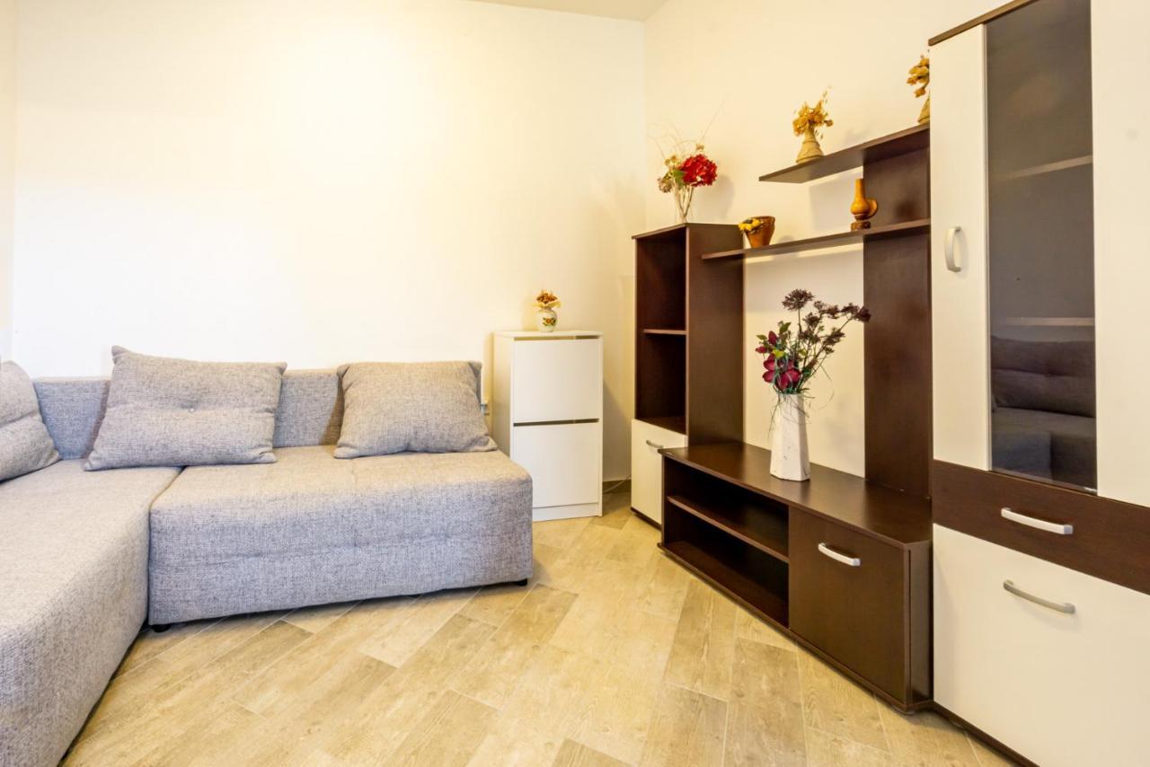 Appartamento Kob Orog Good Location With Sea Views And Modern Decor Metajna Esterno foto