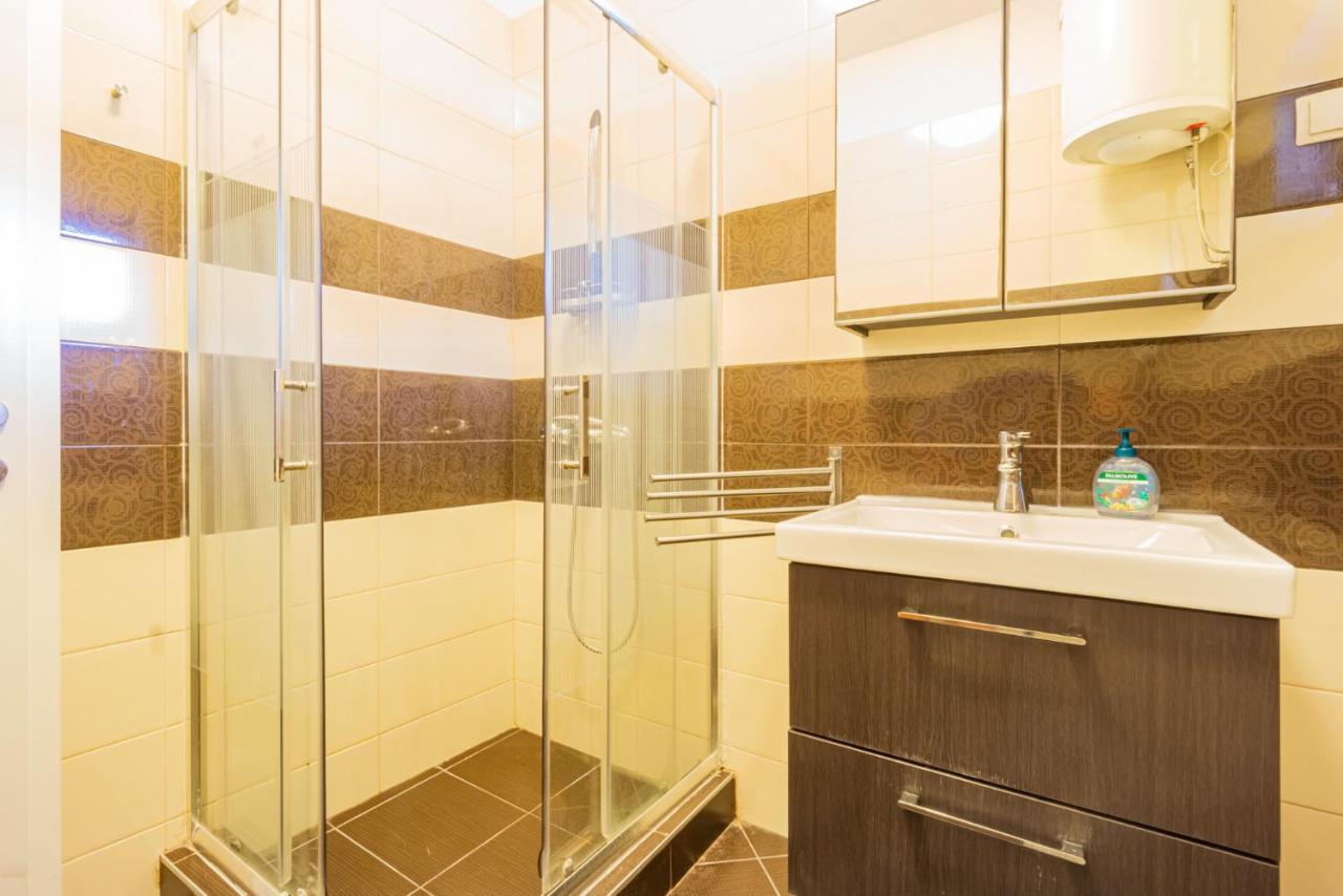 Appartamento Kob Orog Good Location With Sea Views And Modern Decor Metajna Esterno foto