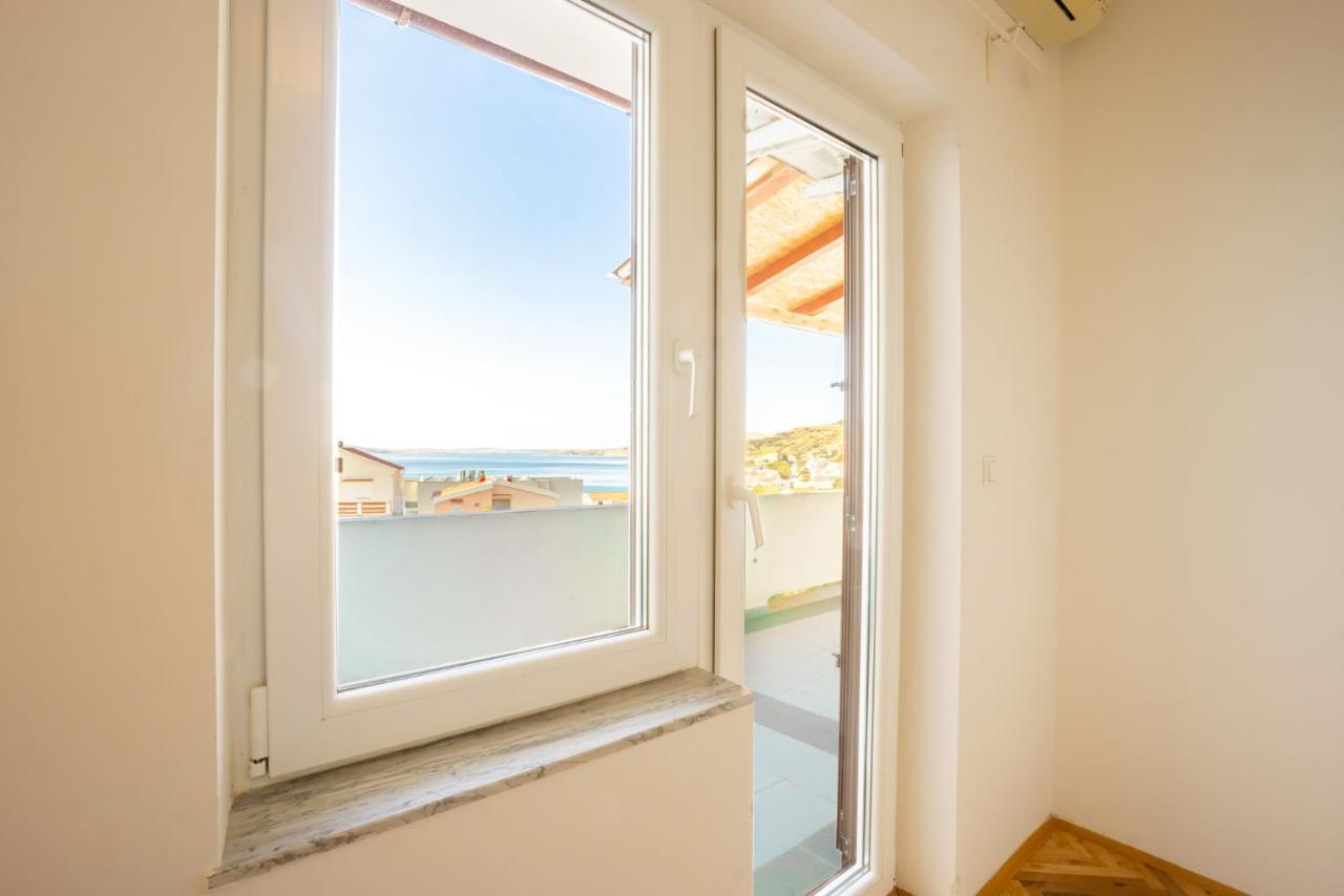Appartamento Kob Orog Good Location With Sea Views And Modern Decor Metajna Esterno foto