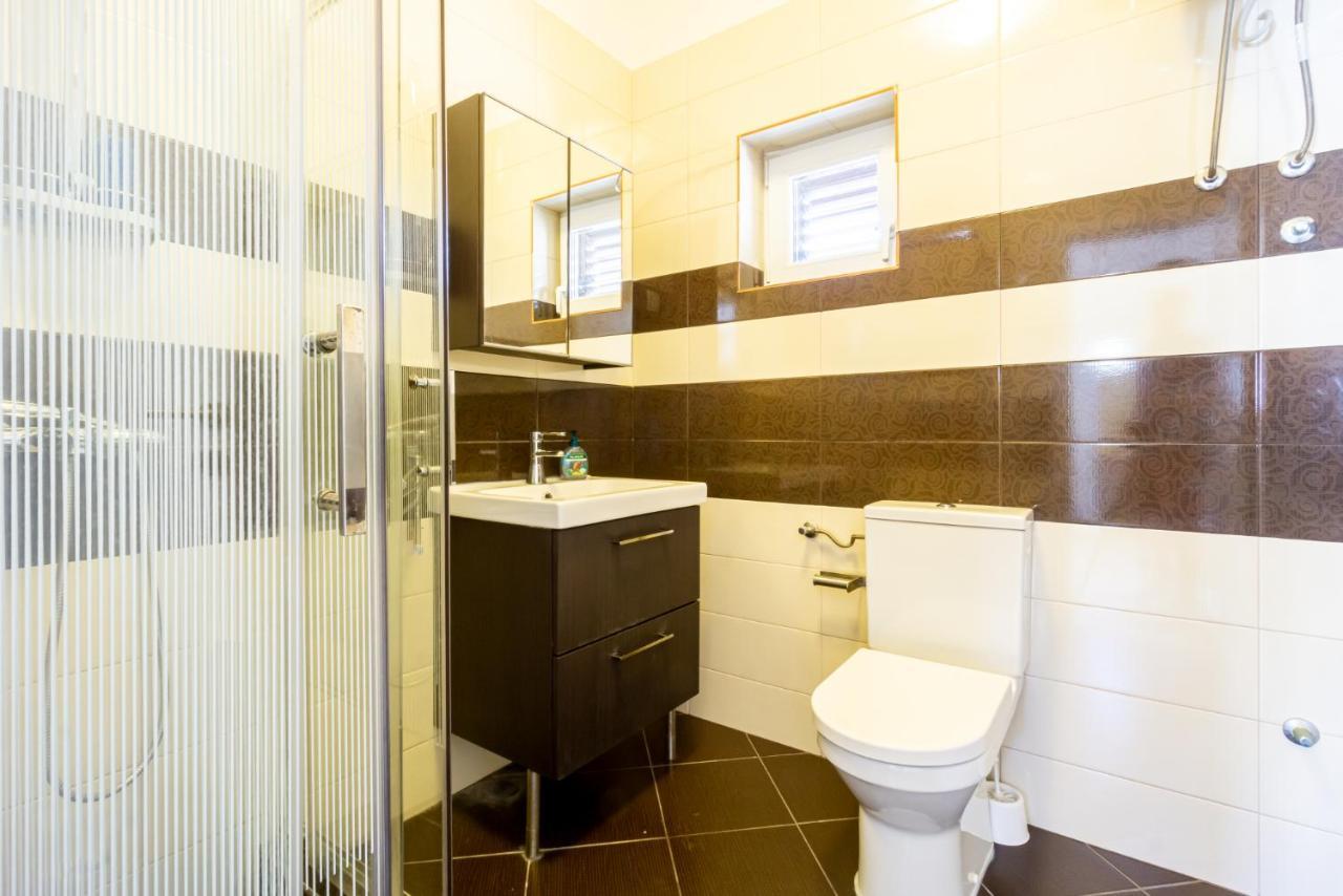 Appartamento Kob Orog Good Location With Sea Views And Modern Decor Metajna Esterno foto