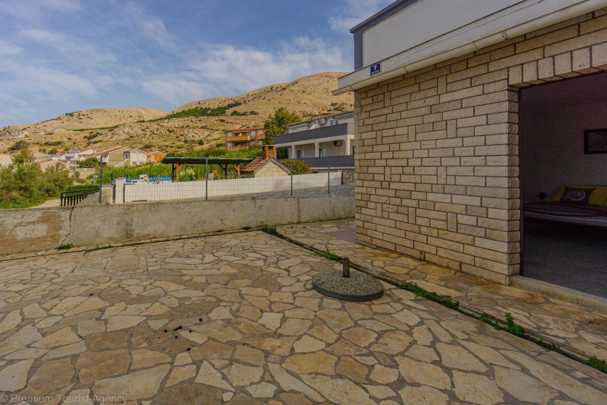 Appartamento Kob Orog Good Location With Sea Views And Modern Decor Metajna Esterno foto